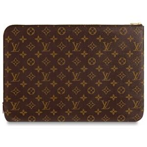 Louis Vuitton France Etui Voyage GM Pouch Monogram Laptop Document case Luxury